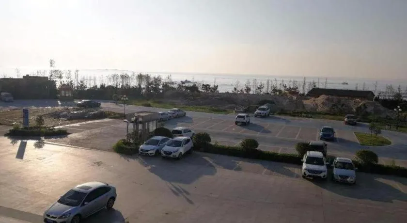 7 Days Premium Qingdao World of Ocean Qingdao University