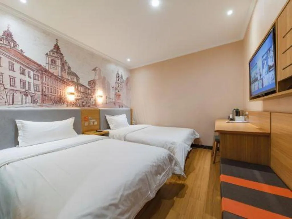 Bed in 7 Days Premium Qingdao World of Ocean Qingdao University