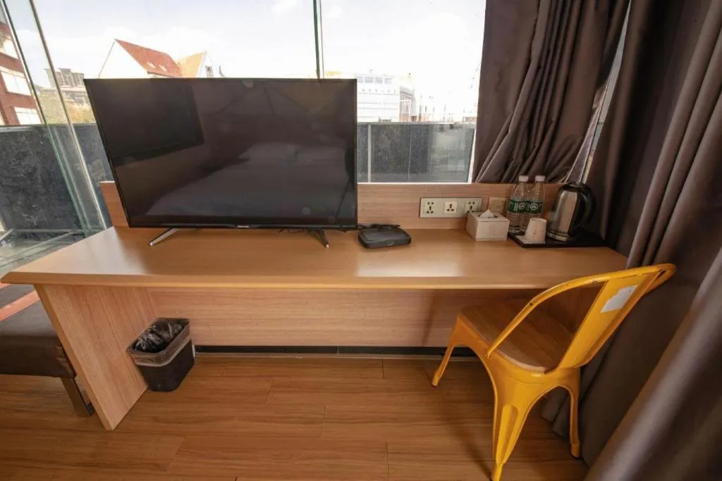 7 Days Premium Qingdao World of Ocean Qingdao University