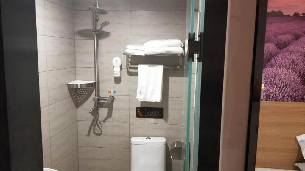 7 Days Premium Qingdao World of Ocean Qingdao University