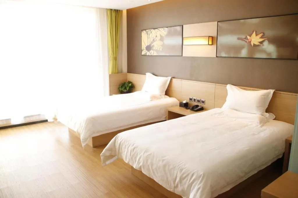 Bed in IU Hotel Zhangye High-Speed Railway Station