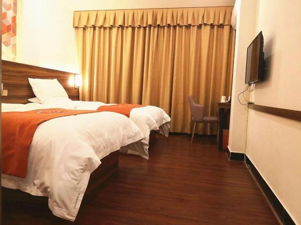 Bed in PAI Hotel Guangzhou Baiyun International Airport Zhongluotan Zhuliao Metro Station