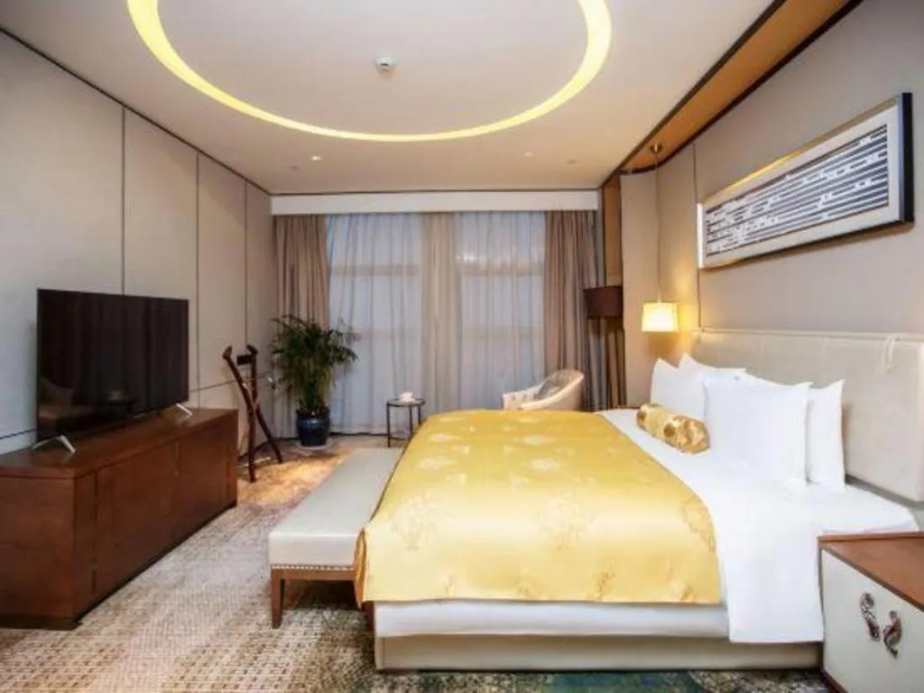 Bed in Lakehome Hotel Konggang