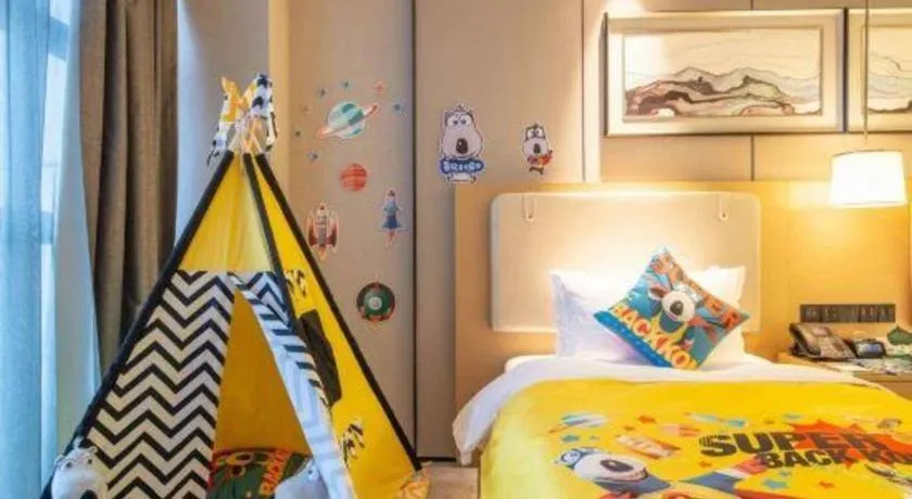 Bed in Lakehome Hotel Konggang