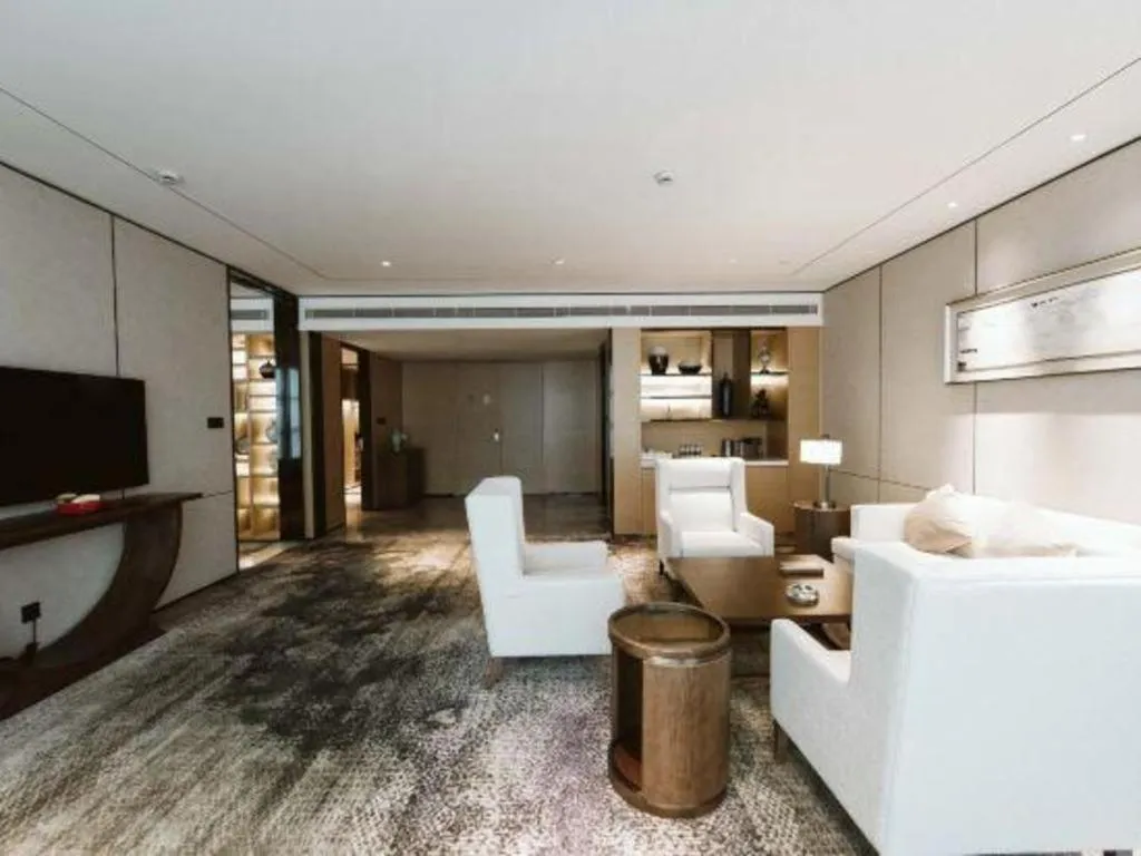 Lakehome Hotel Konggang