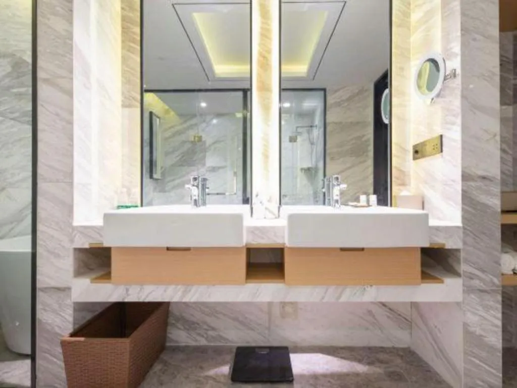 Lakehome Hotel Konggang