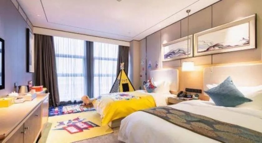 Bed in Lakehome Hotel Konggang