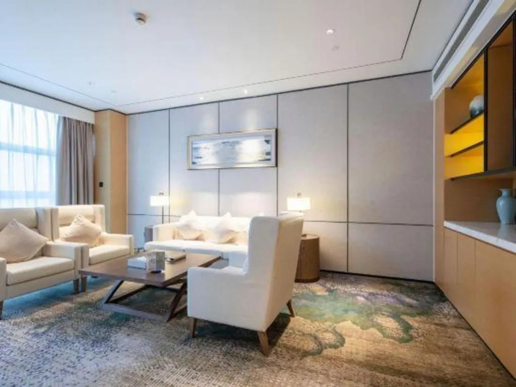 Lakehome Hotel Konggang