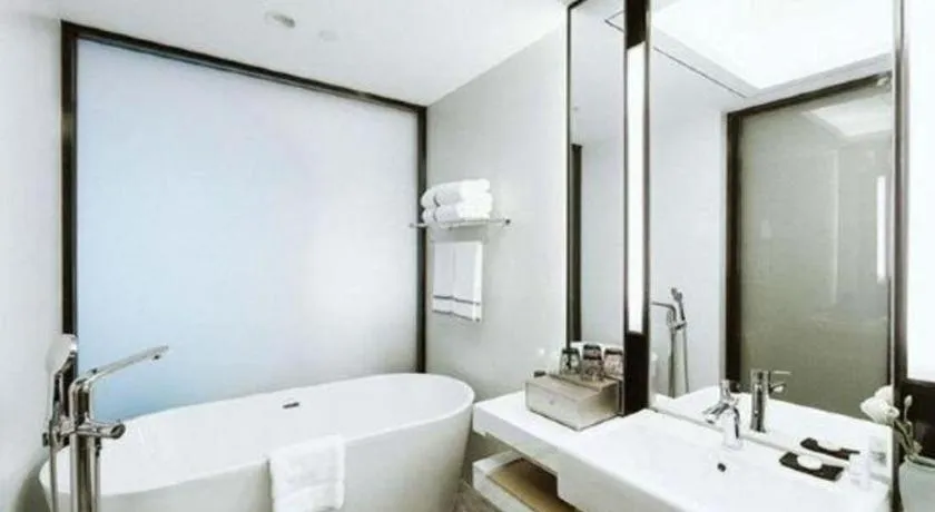 Lakehome Hotel Konggang