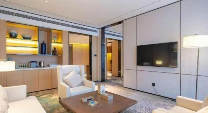 Lakehome Hotel Konggang