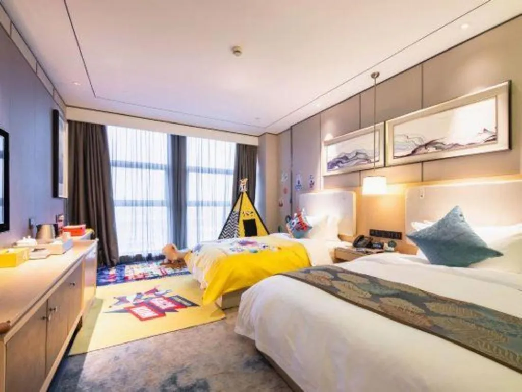 Bed in Lakehome Hotel Konggang