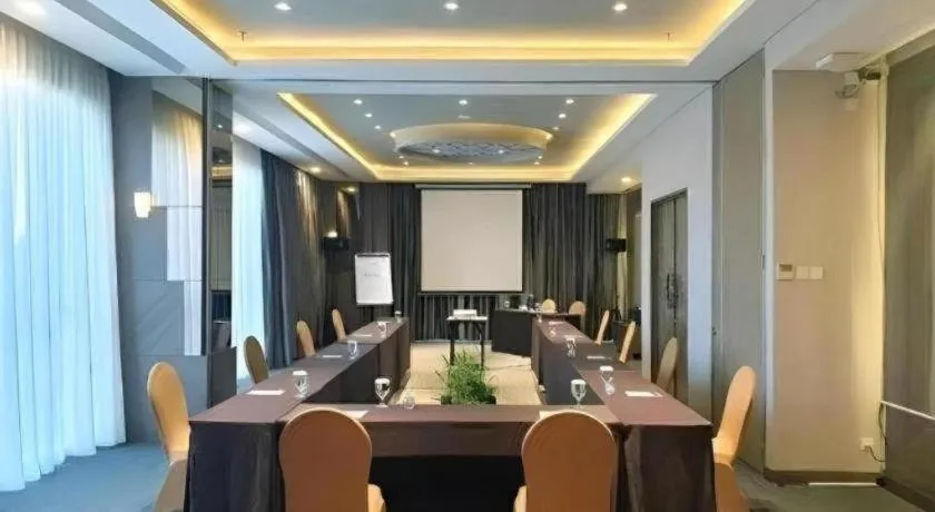 Patra Cirebon Hotel & Convention