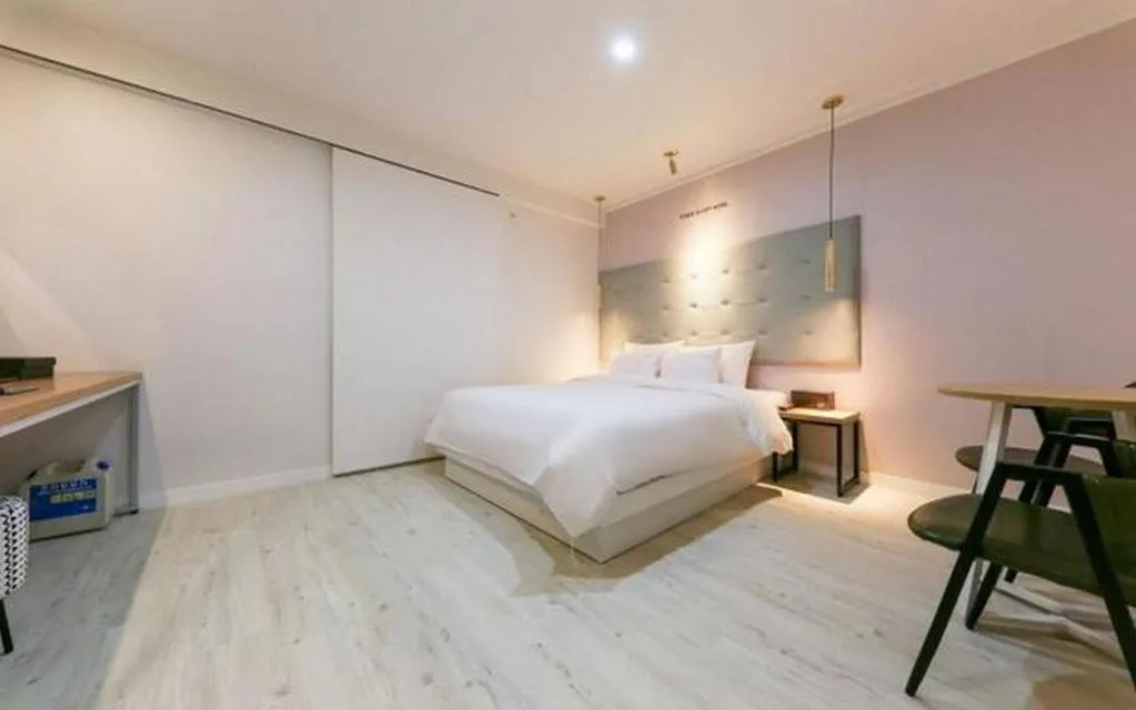 Bed in Best In City Hotel