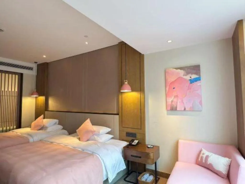 Bed in Landison Xinan Hotel Hangzhou