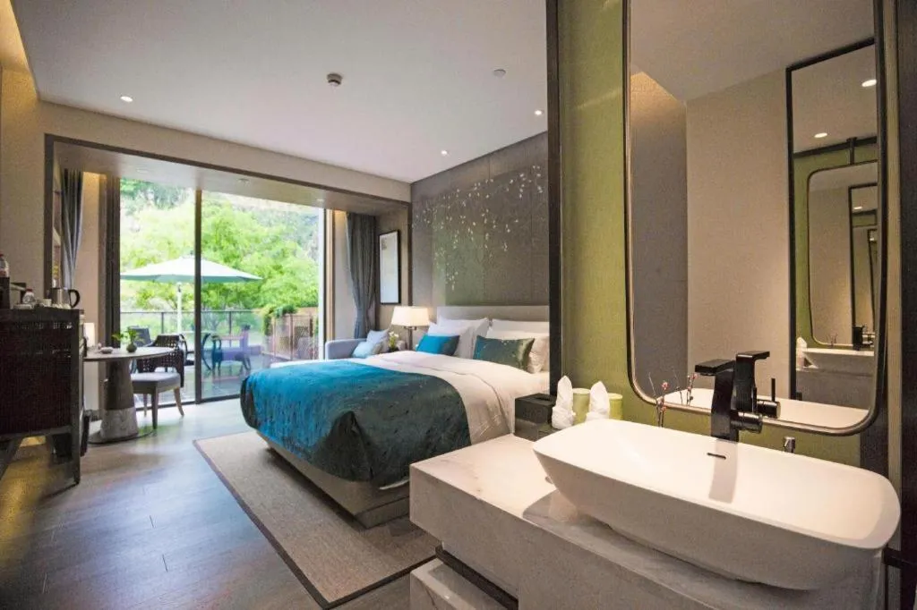 Bed in Landison Xinan Hotel Hangzhou