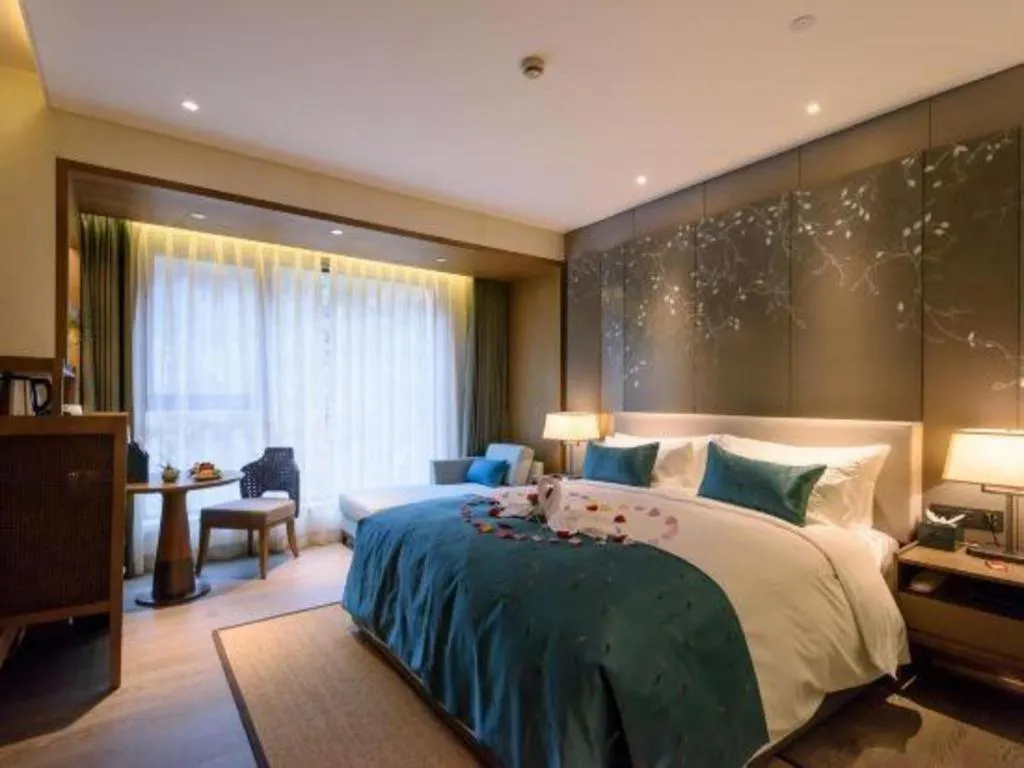 Bed in Landison Xinan Hotel Hangzhou