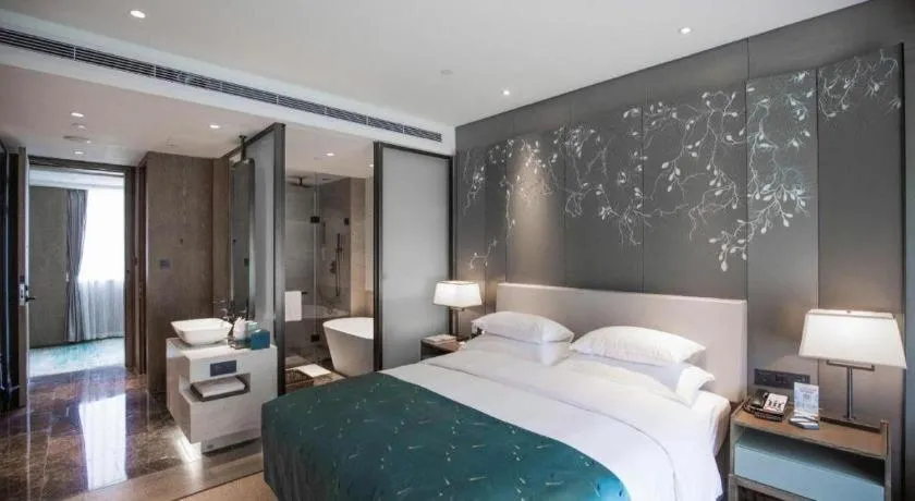 Bed in Landison Xinan Hotel Hangzhou
