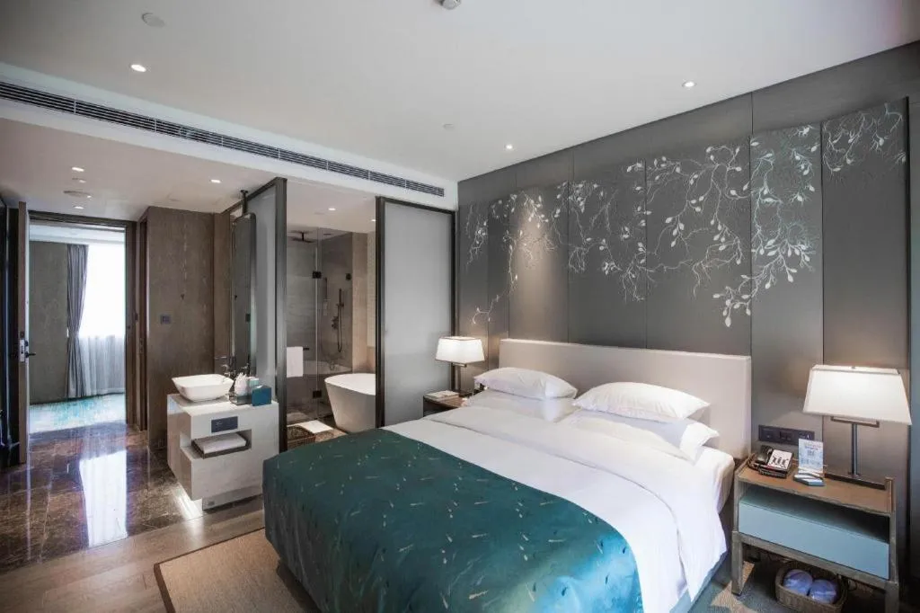 Bed in Landison Xinan Hotel Hangzhou