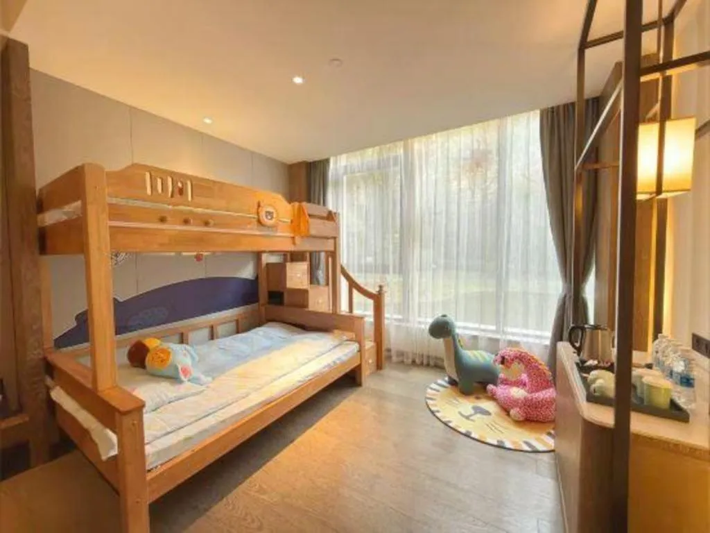 Bed in Landison Xinan Hotel Hangzhou