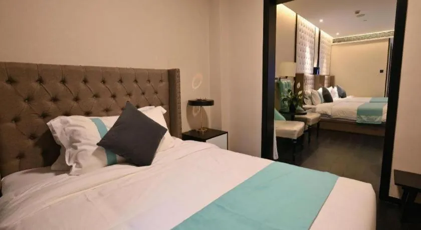 Bed in Xana Hotelle Shaghai Hongqiao Hub National Exhibition Center Qibao Lianming Road