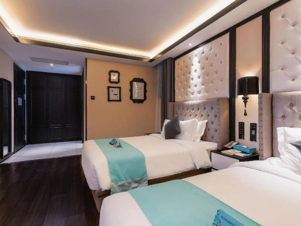 Bed in Xana Hotelle Shaghai Hongqiao Hub National Exhibition Center Qibao Lianming Road