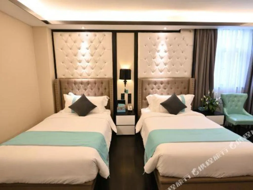 Bed in Xana Hotelle Shaghai Hongqiao Hub National Exhibition Center Qibao Lianming Road