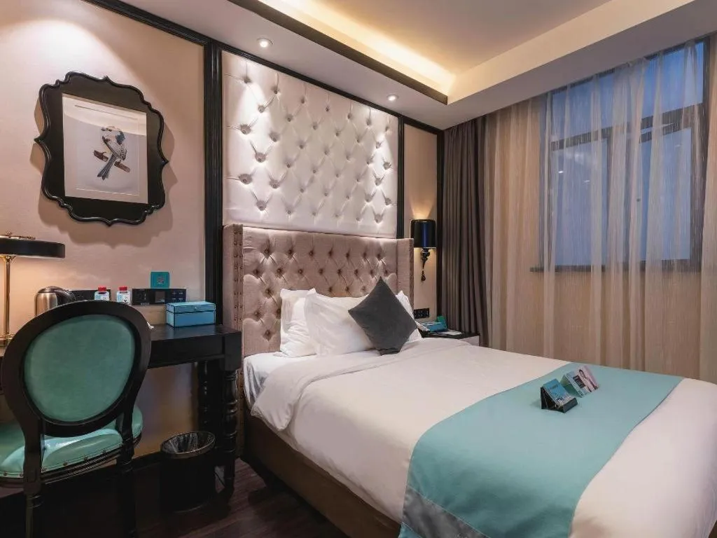 Bed in Xana Hotelle Shaghai Hongqiao Hub National Exhibition Center Qibao Lianming Road