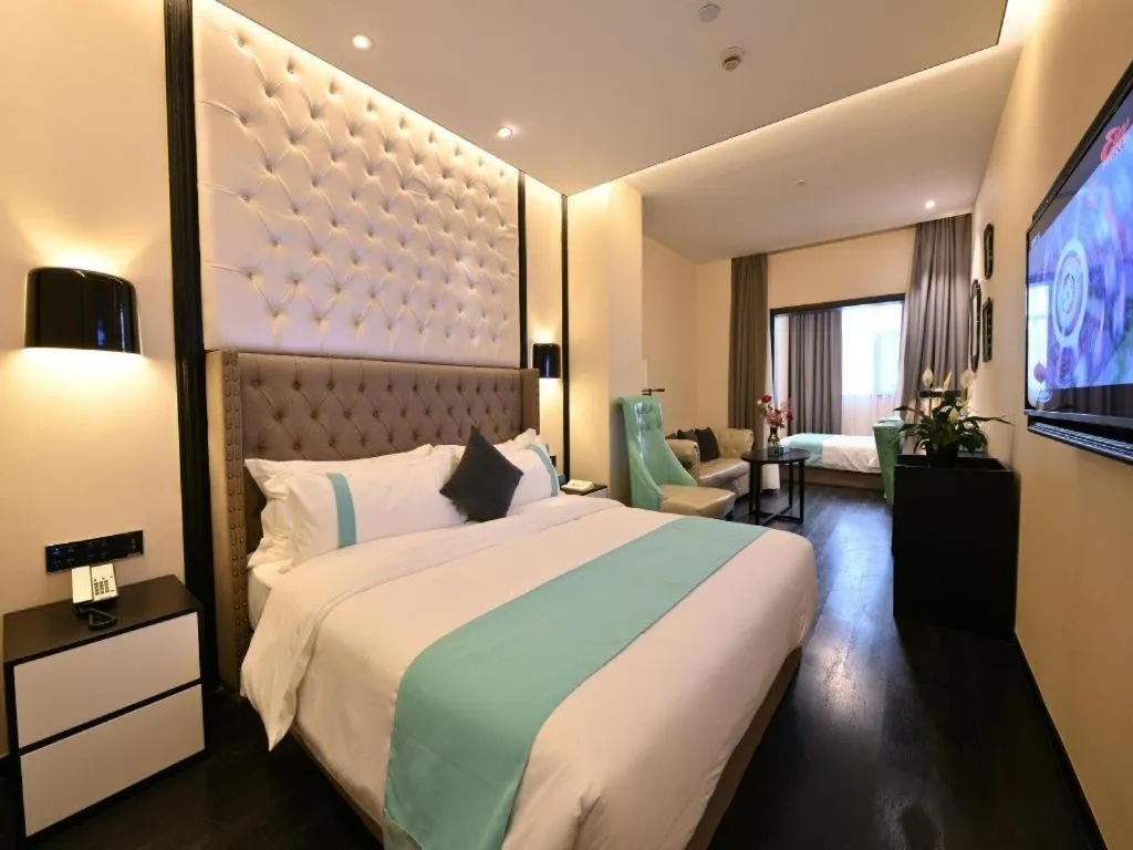 Bed in Xana Hotelle Shaghai Hongqiao Hub National Exhibition Center Qibao Lianming Road