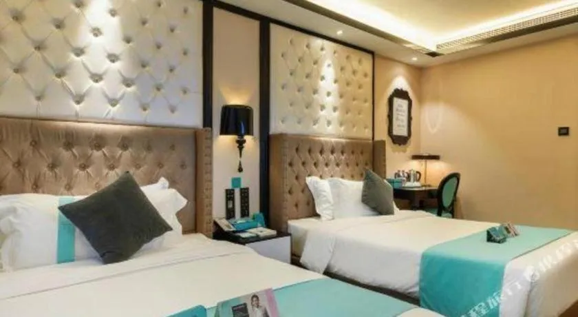 Bed in Xana Hotelle Shaghai Hongqiao Hub National Exhibition Center Qibao Lianming Road