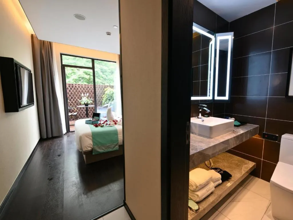 Bed in Xana Hotelle Shaghai Hongqiao Hub National Exhibition Center Qibao Lianming Road