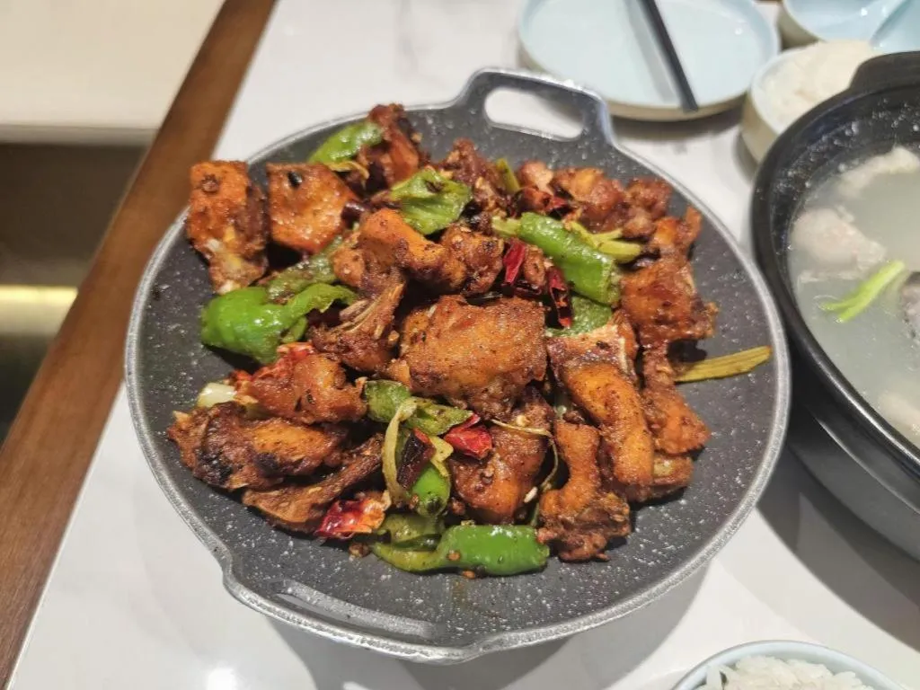 PAI Hotel·Huazhou Bus Terminal