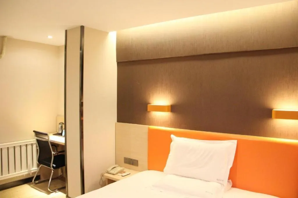 Bed in 7 Days Premium·Shenyang North Railway Station North Square