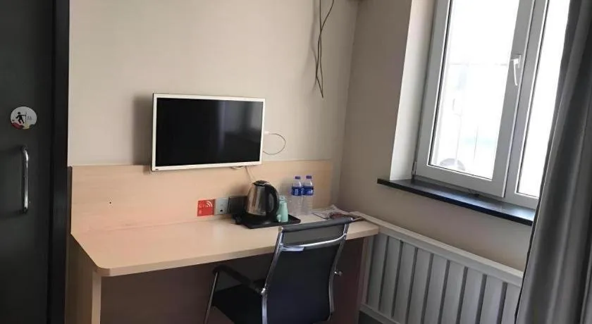 7 Days Premium·Shenyang North Railway Station North Square