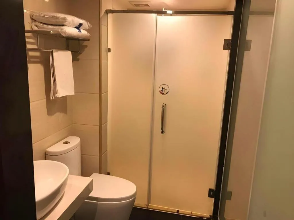 7 Days Premium·Shenyang North Railway Station North Square