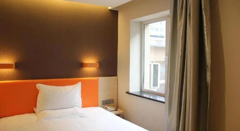 Bed in 7 Days Premium·Shenyang North Railway Station North Square