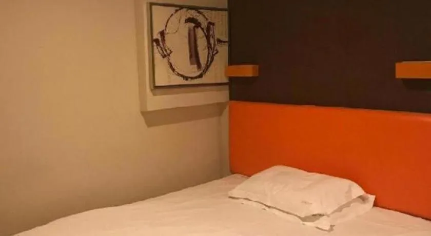 Bed in 7 Days Premium·Shenyang North Railway Station North Square