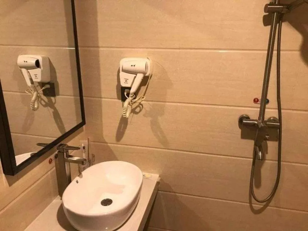 7 Days Premium·Shenyang North Railway Station North Square