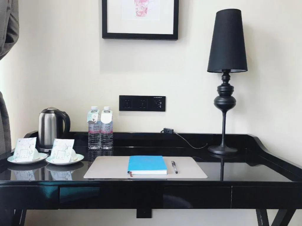 Xana Hotelle Chengdu Dafeng Huirong Plaza Longhu Street