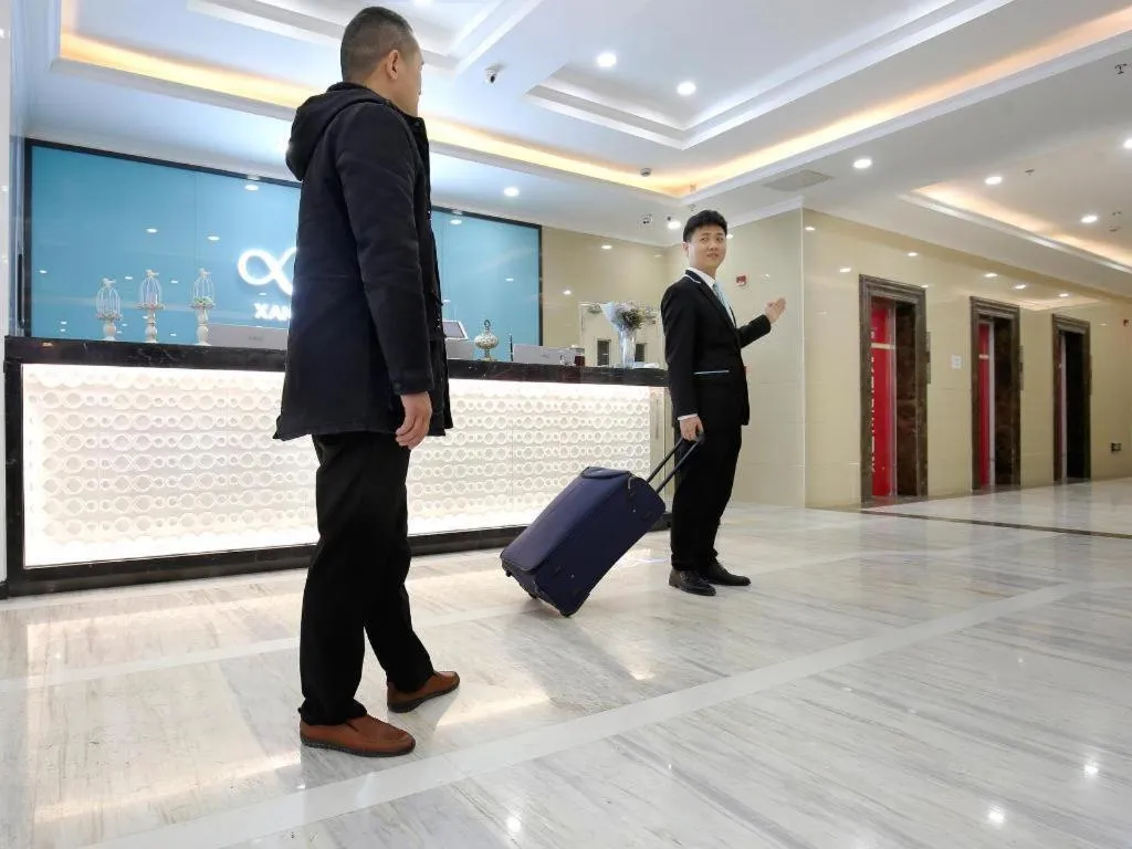 Xana Hotelle Chengdu Dafeng Huirong Plaza Longhu Street