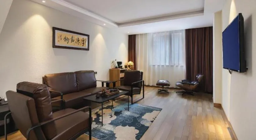 James Joyce Coffetel Zhengzhou CBD Exhibition Center Provincial People's Hospital