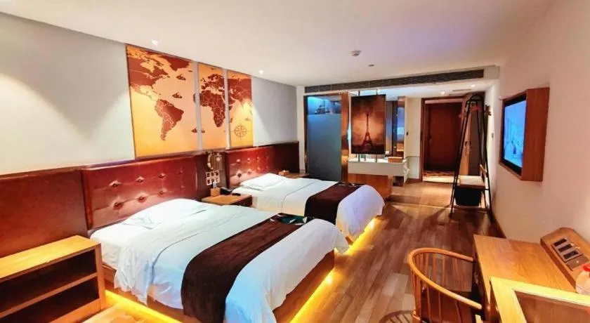 Bed in James Joyce Coffetel Zhengzhou CBD Exhibition Center Provincial People's Hospital