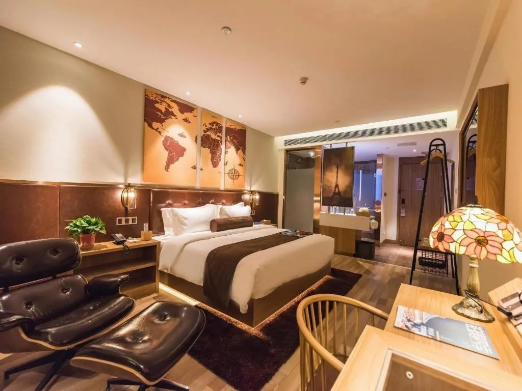 Bed in James Joyce Coffetel Zhengzhou CBD Exhibition Center Provincial People's Hospital