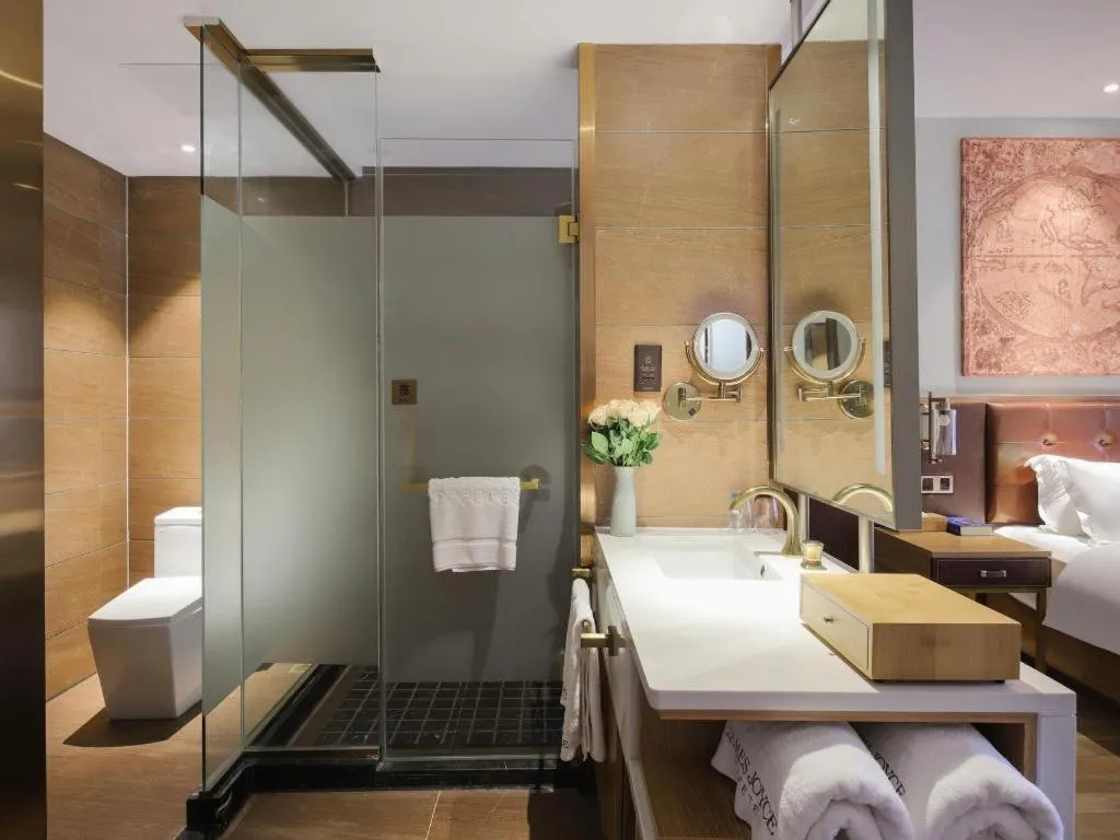 Bed in James Joyce Coffetel Zhengzhou CBD Exhibition Center Provincial People's Hospital