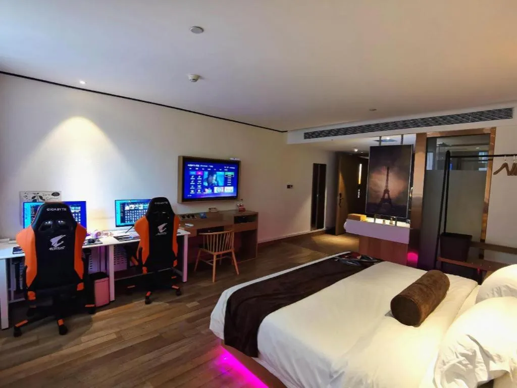 Bed in James Joyce Coffetel Zhengzhou CBD Exhibition Center Provincial People's Hospital