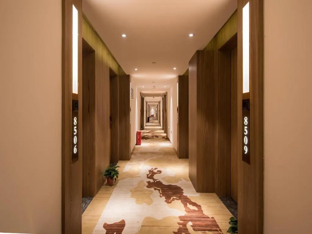 James Joyce Coffetel Zhengzhou CBD Exhibition Center Provincial People's Hospital