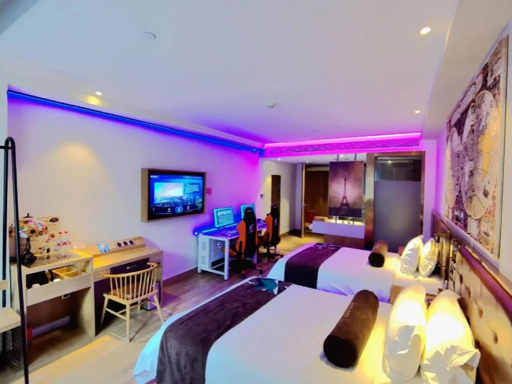 Bed in James Joyce Coffetel Zhengzhou CBD Exhibition Center Provincial People's Hospital