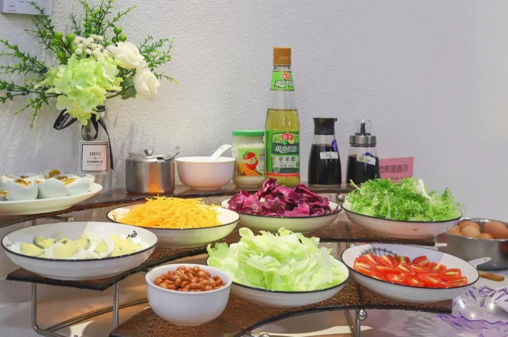 James Joyce Coffetel Zhengzhou CBD Exhibition Center Provincial People's Hospital