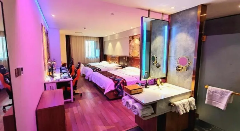 Bed in James Joyce Coffetel Zhengzhou CBD Exhibition Center Provincial People's Hospital