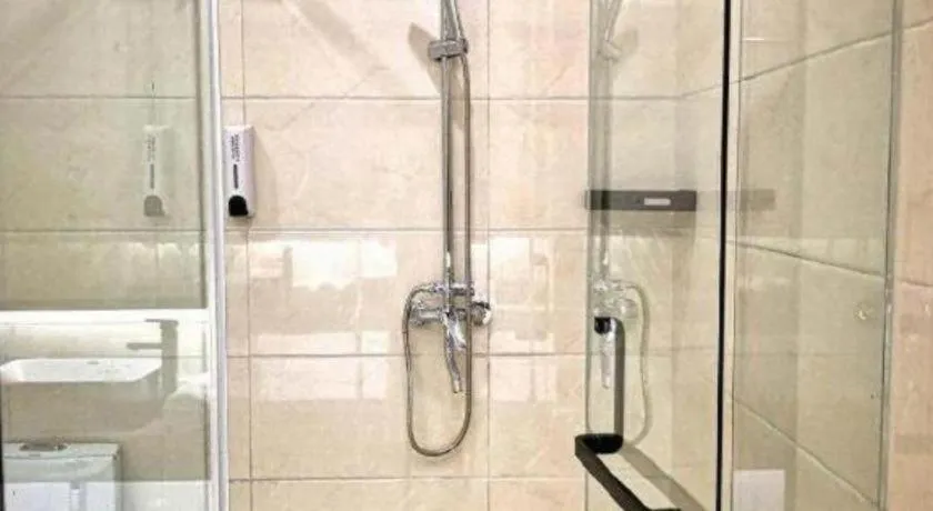 IU Hotel Qingdao Golden Beach Xuejiadao Metro Station