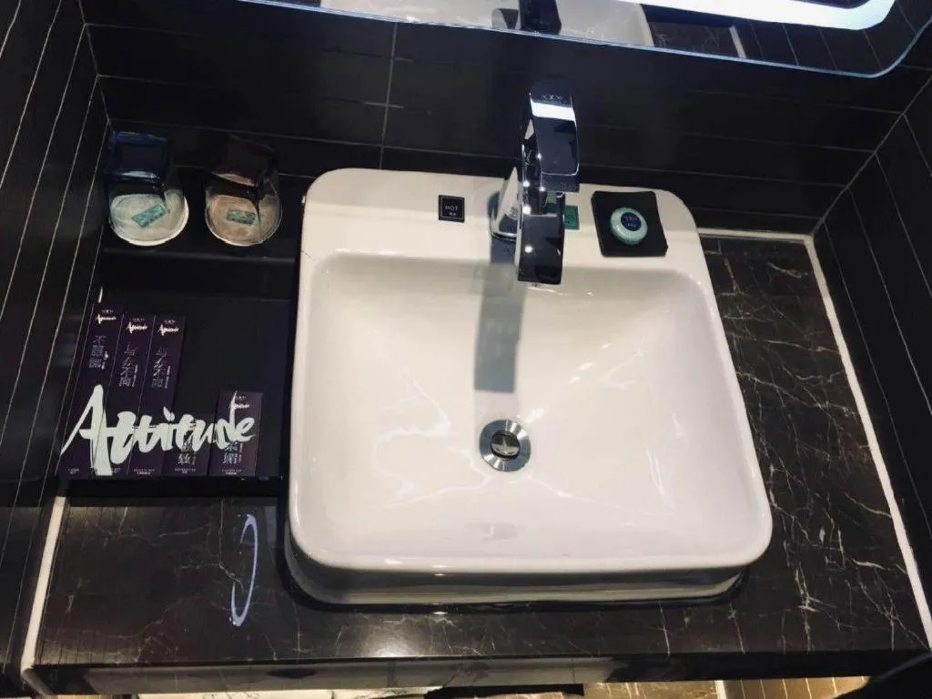 Xana Hotelle Zhengzhou North Passenger Terminal North University Town